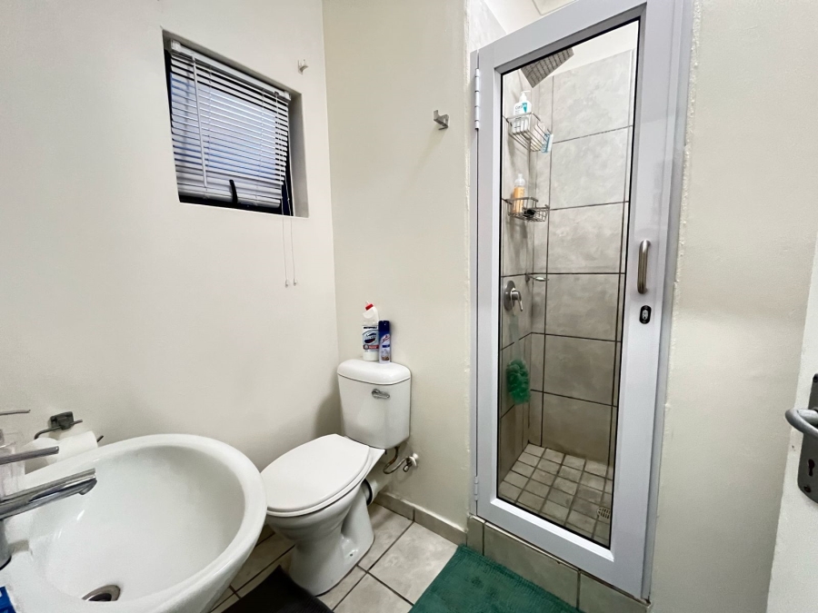 0 Bedroom Property for Sale in Maitland Western Cape